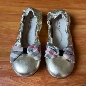 Girls Burberry flats